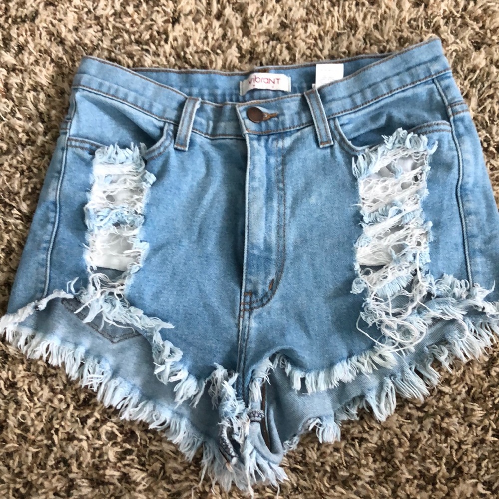 Light wash High waisted shorts